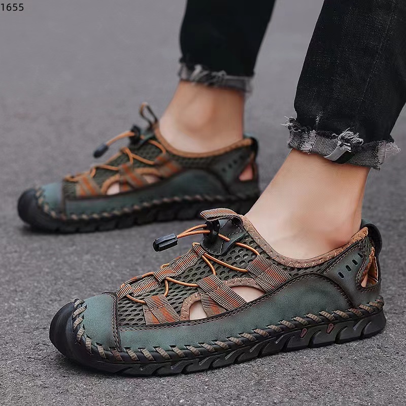 New oversized sandals for men's outdoor wear, casual, anti slip, anti odor, beach trend, driving, outdoor versatile casual shoes
